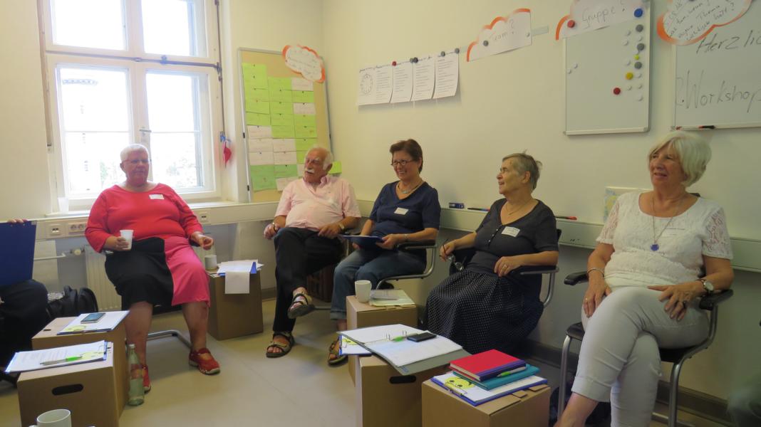 Foto: Seniorenvertreter*innen im Austausch